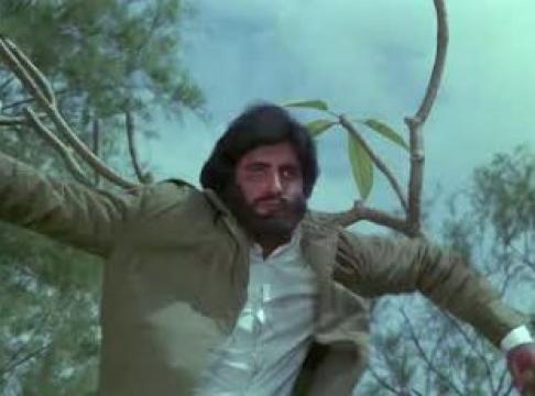 فيلم Andhaa Kanoon 1983 مترجم اون لاين HD اميتاب باتشان عندها قانون