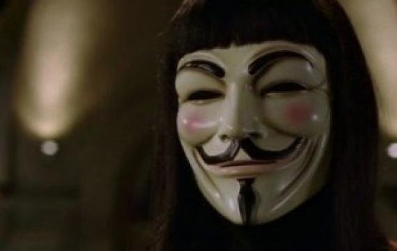 فيلم V for Vendetta مترجم HD ڤي رمزا للثأر 2005