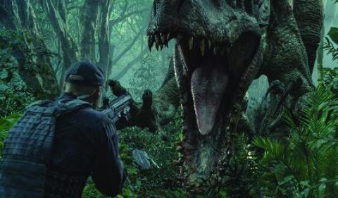 فيلم Jurassic World مترجم اون لاين HD عالم الديناصورات 2015